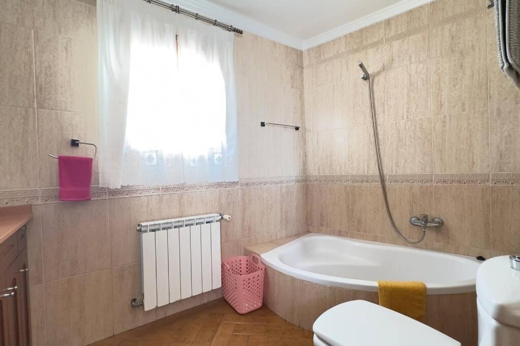 Casa Canillas - For Solo Travelers Or Small Groups Of 4 To 6 People Canillas de Aceituno エクステリア 写真