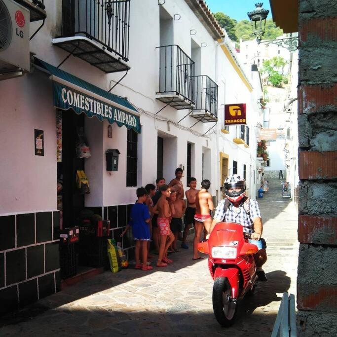 Casa Canillas - For Solo Travelers Or Small Groups Of 4 To 6 People Canillas de Aceituno エクステリア 写真