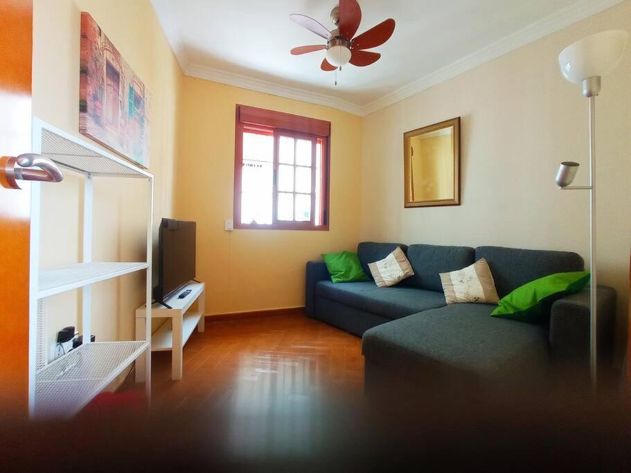 Casa Canillas - For Solo Travelers Or Small Groups Of 4 To 6 People Canillas de Aceituno エクステリア 写真